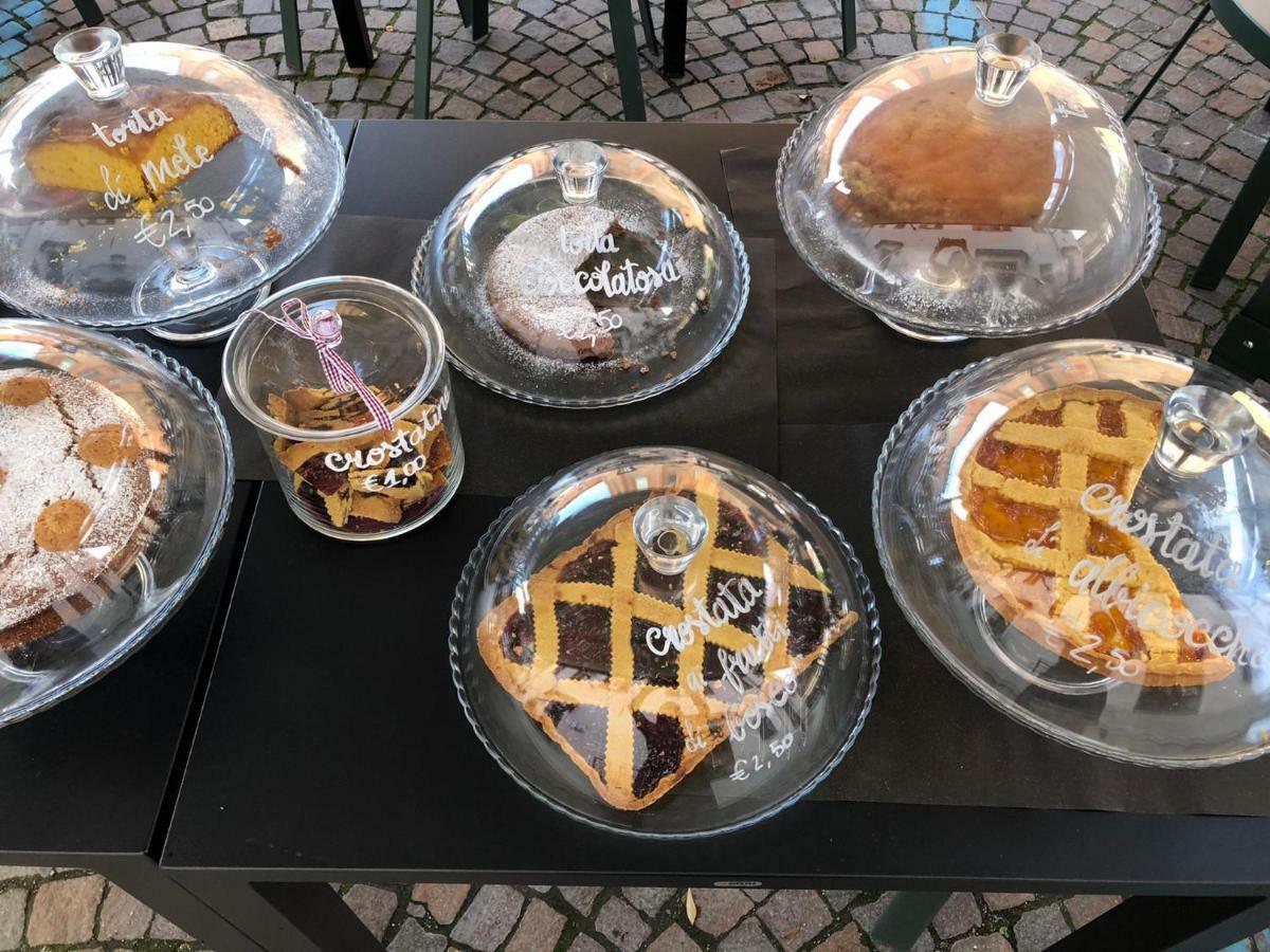 Vinoteca La Sacrestia Acomodação com café da manhã Alba  Exterior foto