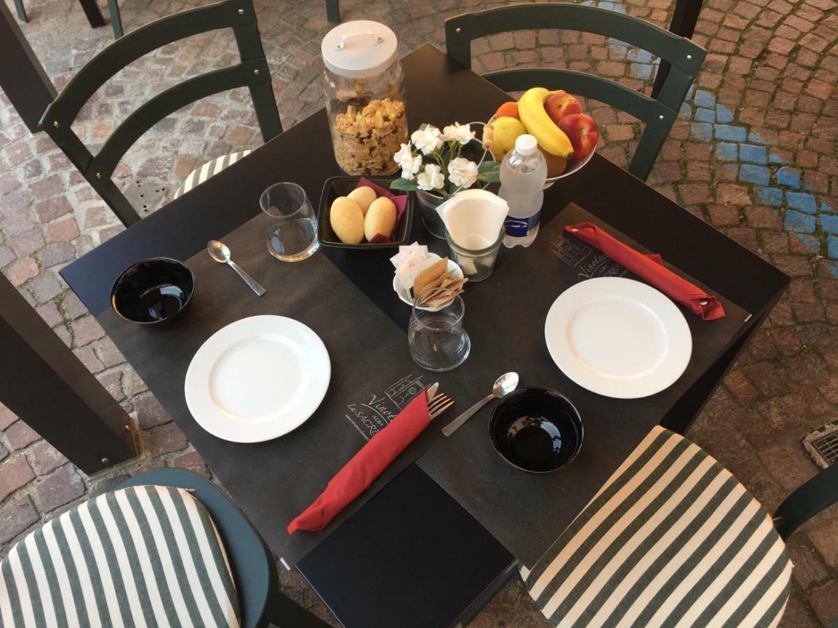 Vinoteca La Sacrestia Acomodação com café da manhã Alba  Exterior foto