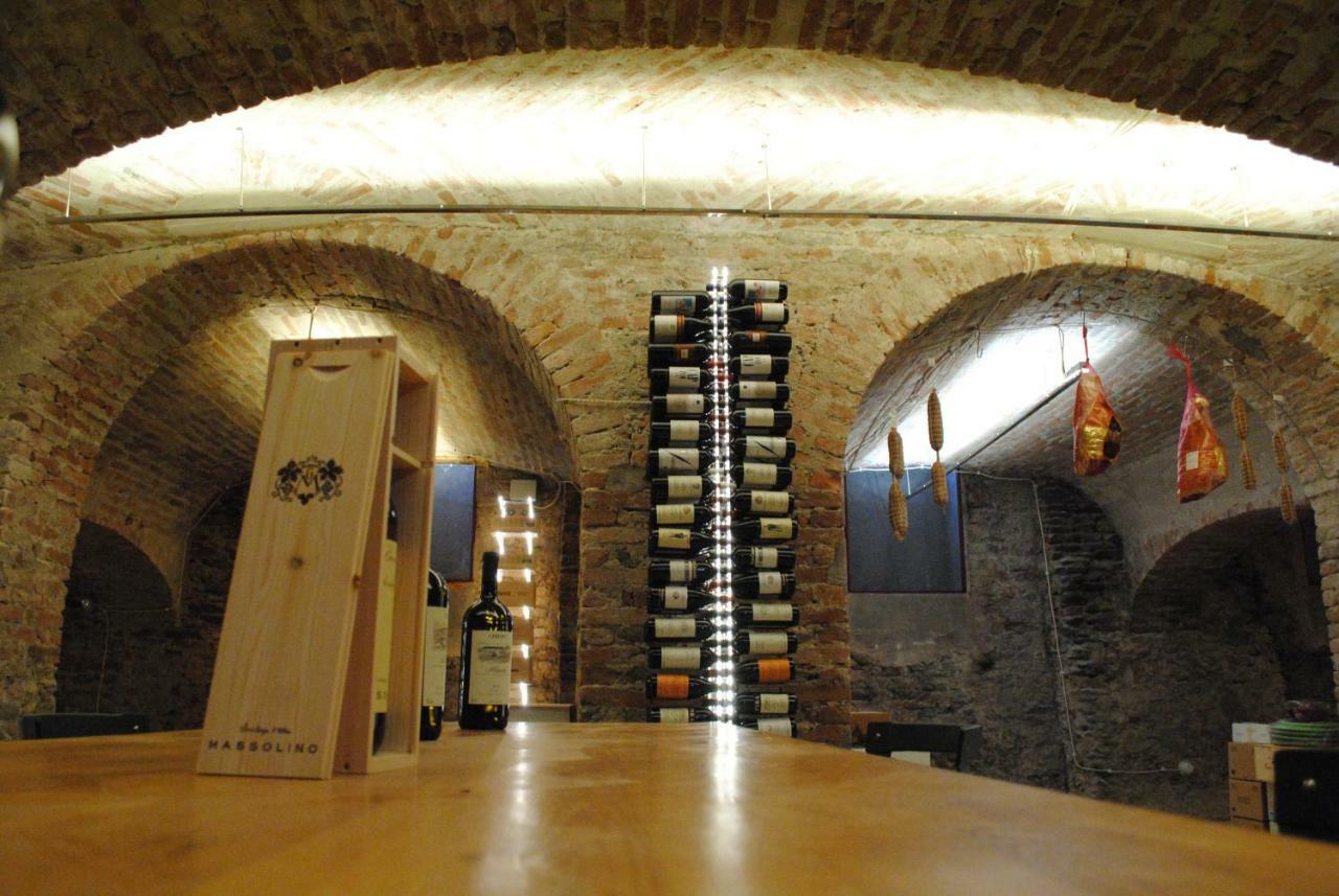 Vinoteca La Sacrestia Acomodação com café da manhã Alba  Exterior foto